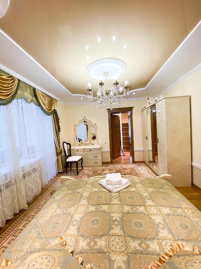Петрос Family Hotel Яремче Екстериор снимка