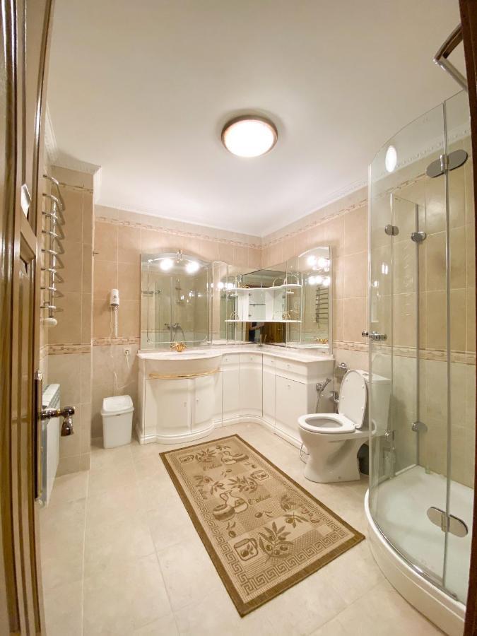 Петрос Family Hotel Яремче Екстериор снимка