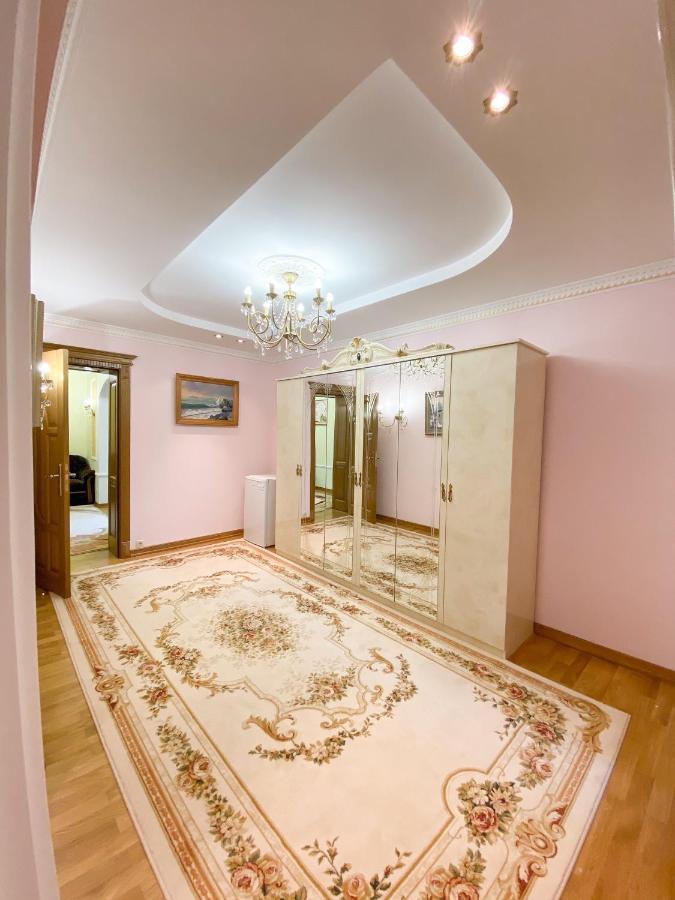 Петрос Family Hotel Яремче Екстериор снимка