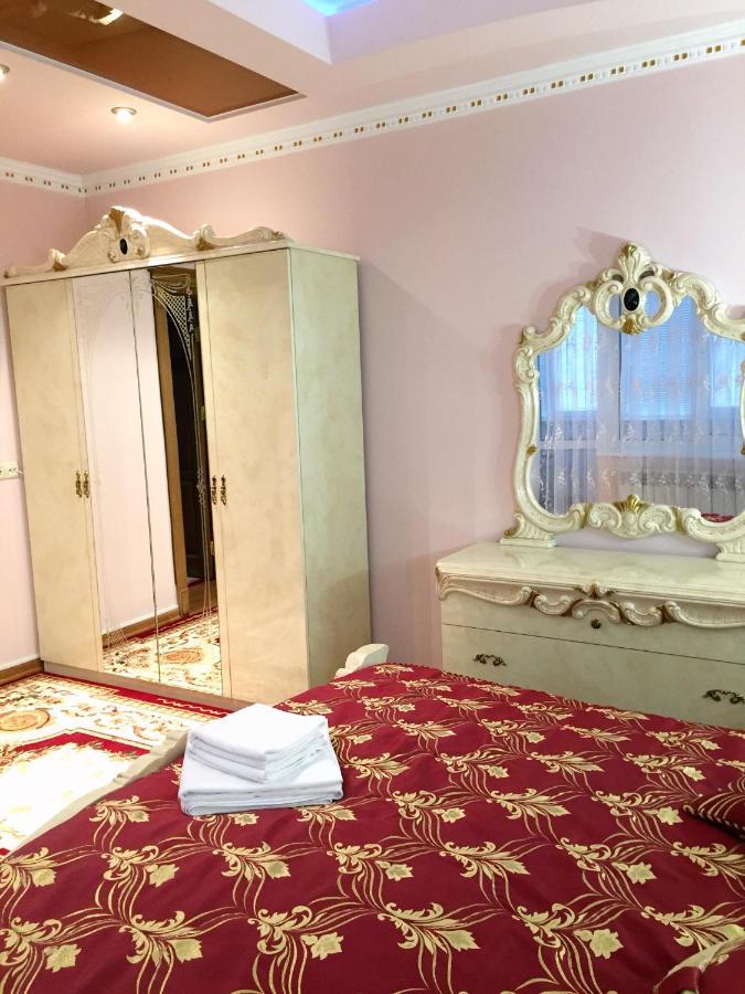 Петрос Family Hotel Яремче Екстериор снимка